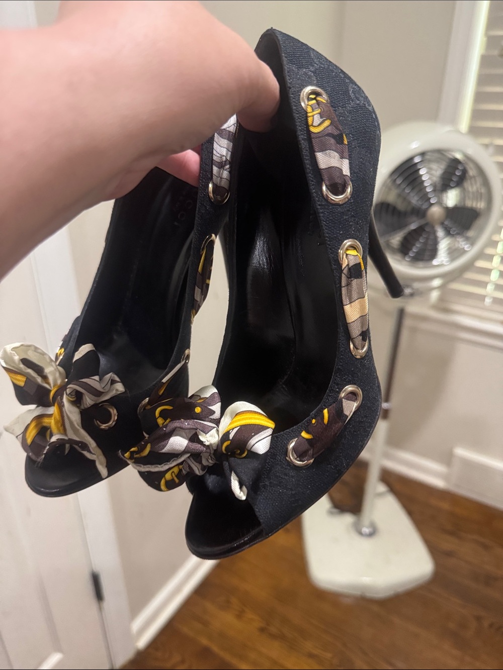 Gucci/Black GG fabric 4” Peep-Toe Heels with Yellow/Cream/Brown Bow Accents!